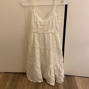 White flowey dress, extra small, bee with tags